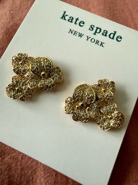 Kate Spade ♠️ New York | Gold Crystal Flower Cluster Earrings